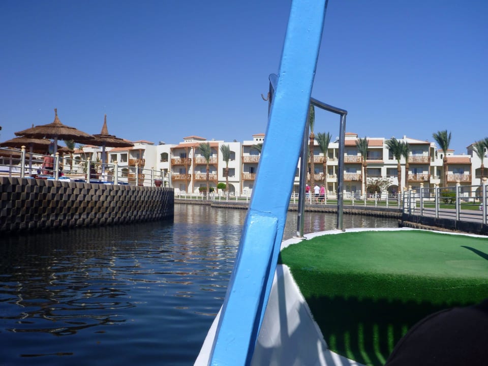 Fahrt auf der Lagune Pickalbatros Dana Beach Resort - Hurghada