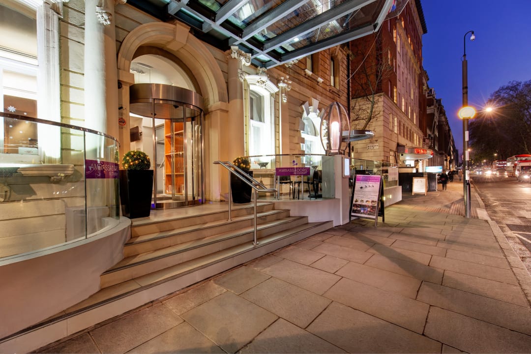 Lobby Ambassadors Bloomsbury Hotel