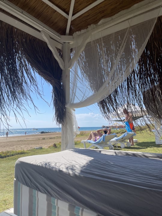 Strand Bella Resort & Spa