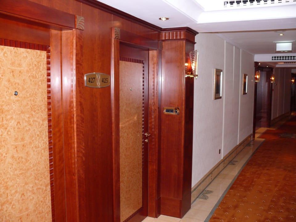 Sehr schöne Flure und sehr ruhig Grand Hyatt Dubai