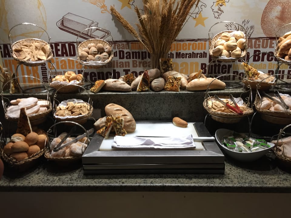 Gastro Three Corners Sea Beach Resort