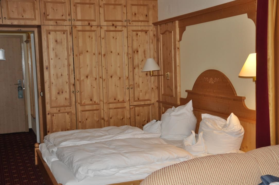 Zimmer Alm- & Wellnesshotel Alpenhof