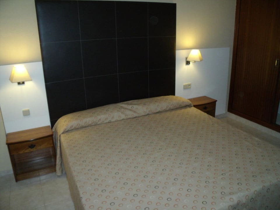 Unser Doppelbett im Spar Appartement  Club Simó Hotel by Senator