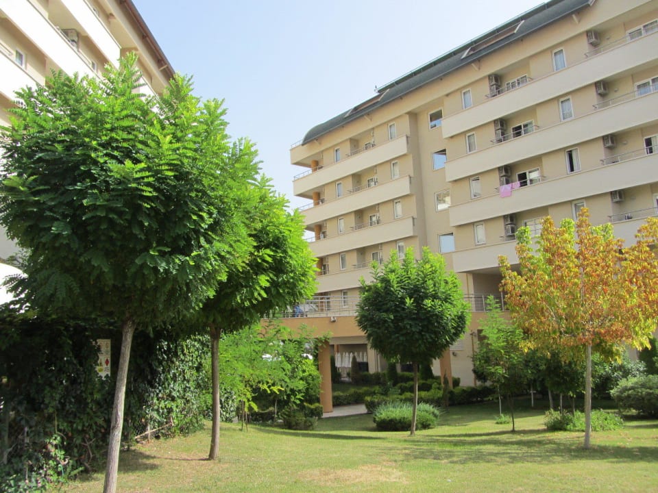 Block 5 Alaiye Resort & Spa