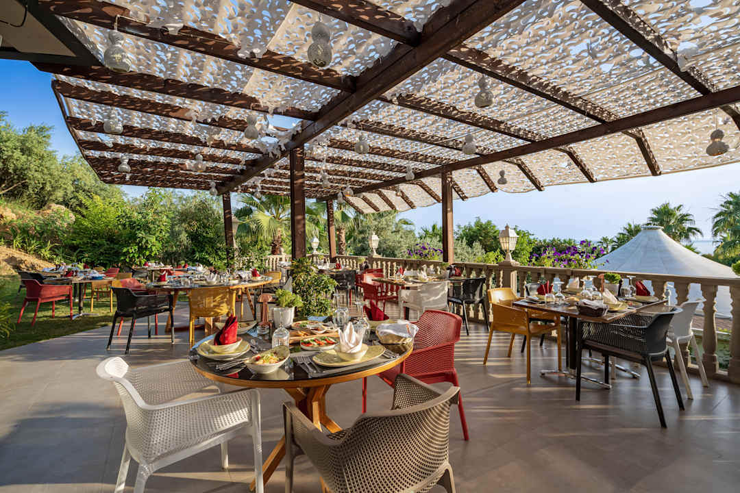 Gastro Justiniano Deluxe Resort