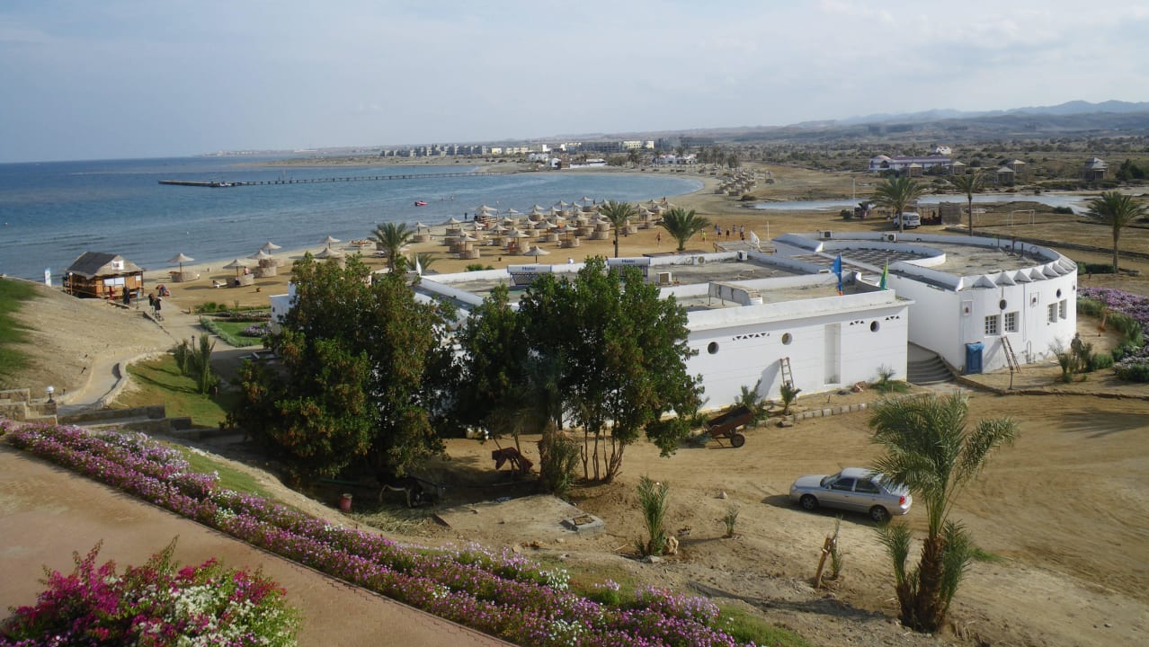 Blick zum Strand Three Corners Equinox Beach Resort