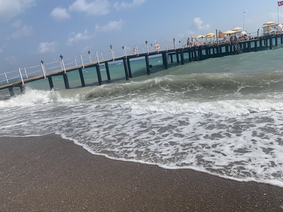 Strand Starlight Resort Hotel