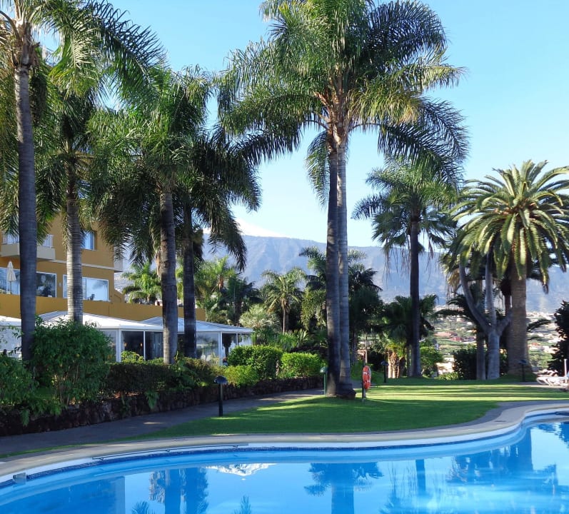 Pool mit Blick zum Teide Hotel Tigaiga
