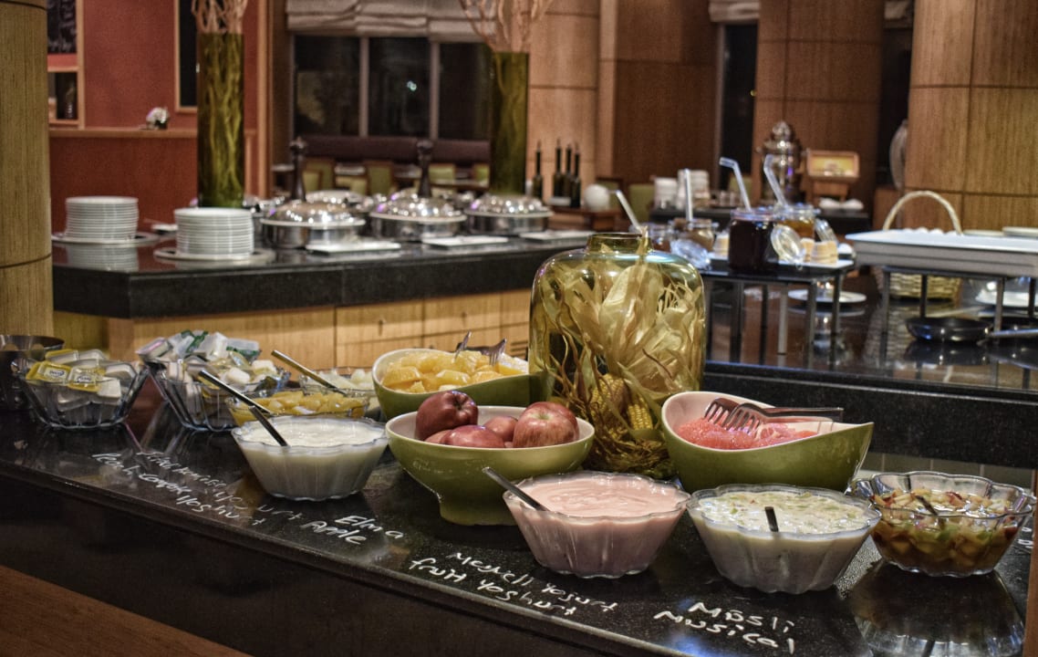 Restaurant Delta Hotels Istanbul West