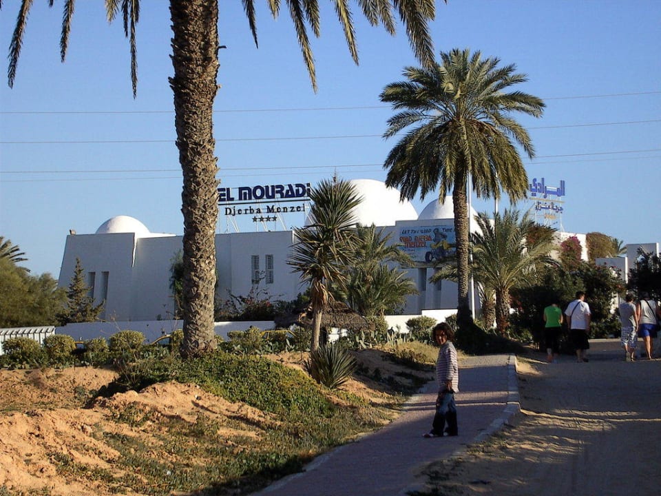 Haupteingang Hotel El Mouradi Djerba Menzel