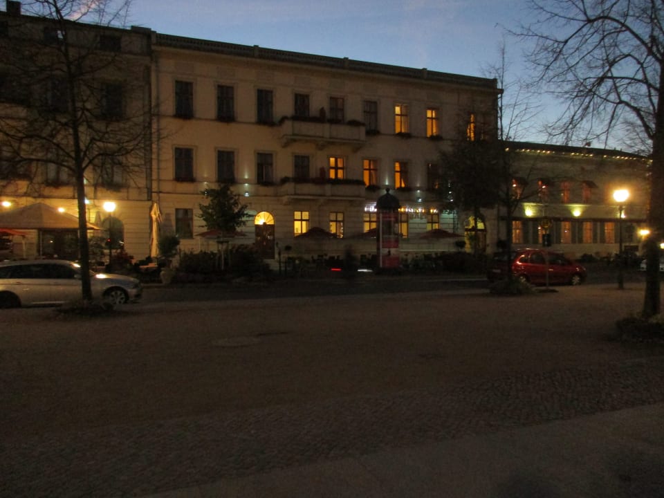 Außenansicht Hotel am Luisenplatz