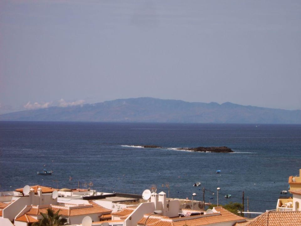 Blick vom Hotel nach La Gomera HOVIMA Jardin Caleta