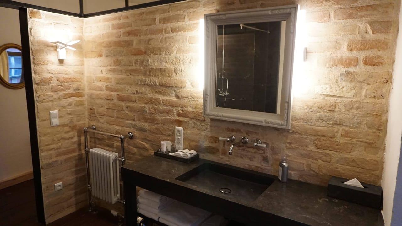 Bathroom Hotel David