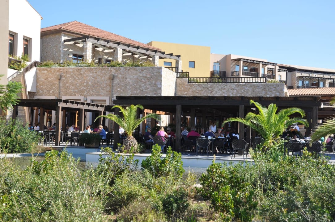 Frühstücksrestaurant "Morias" The Westin Resort Costa Navarino