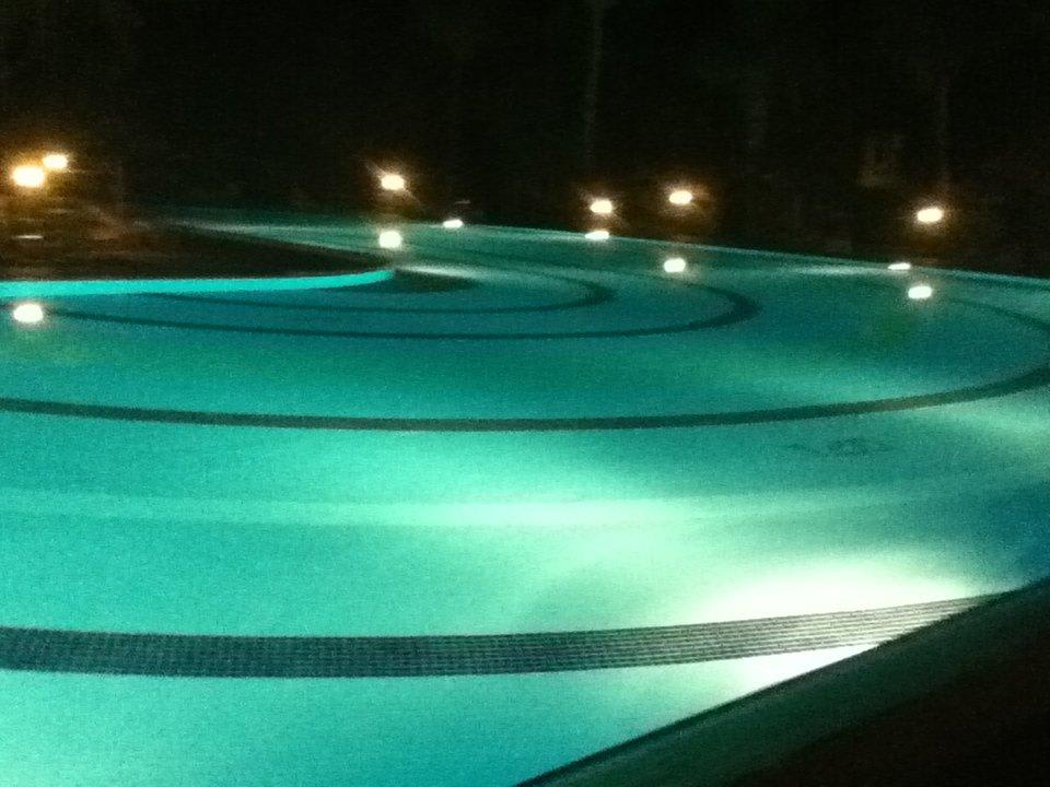  Pool bei Nacht Hotel Defne Garden