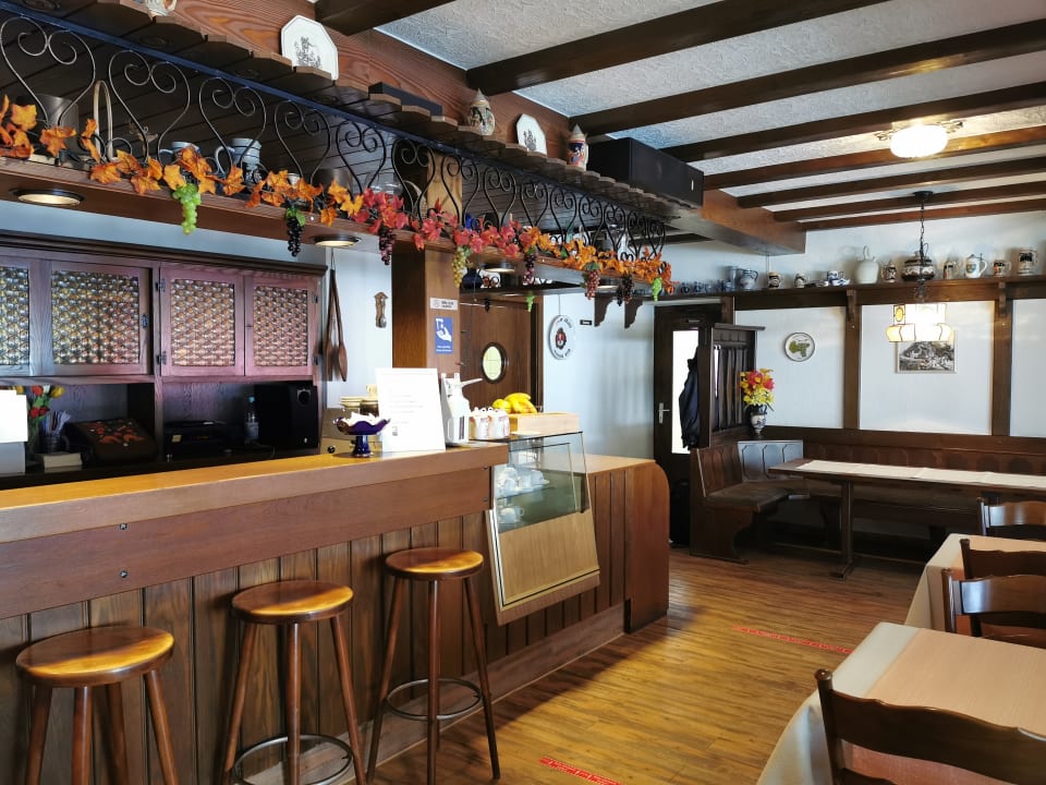 Gastro Hotel zu den Burgen