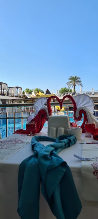 Gastro Dream World Resort & Spa
