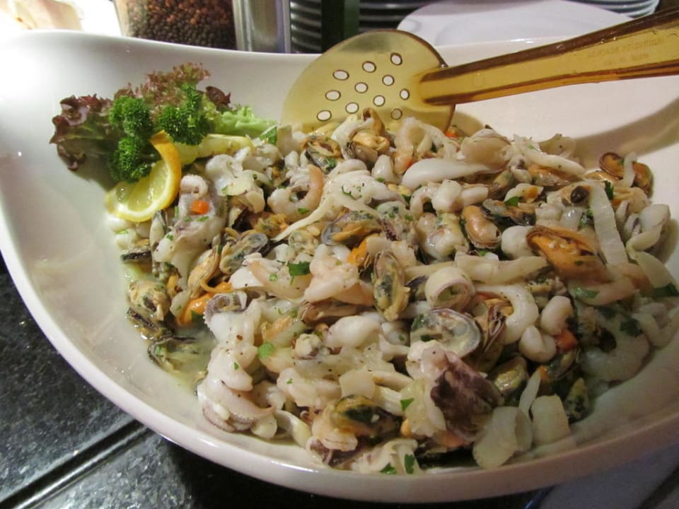 Vorspeise Muschelsalat Eurostrand Resort Moseltal