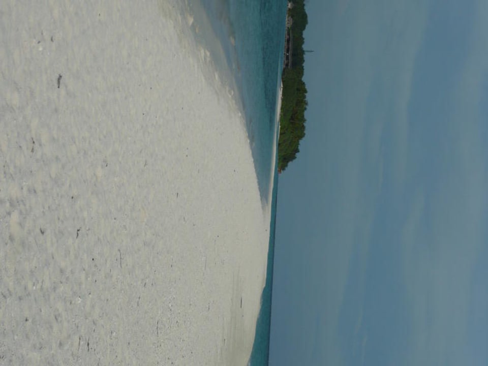 Sanddüne am Ende der Insel Kuramathi Maldives