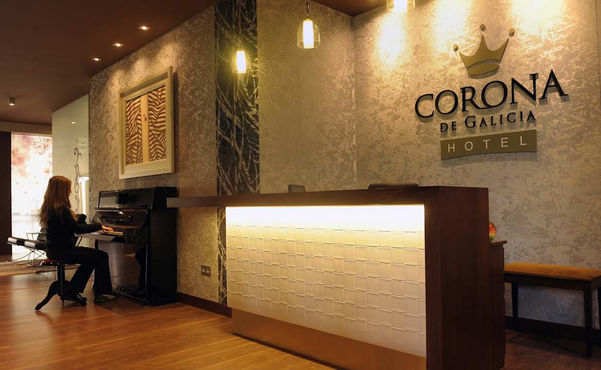 Recepción Hotel Corona de Galicia