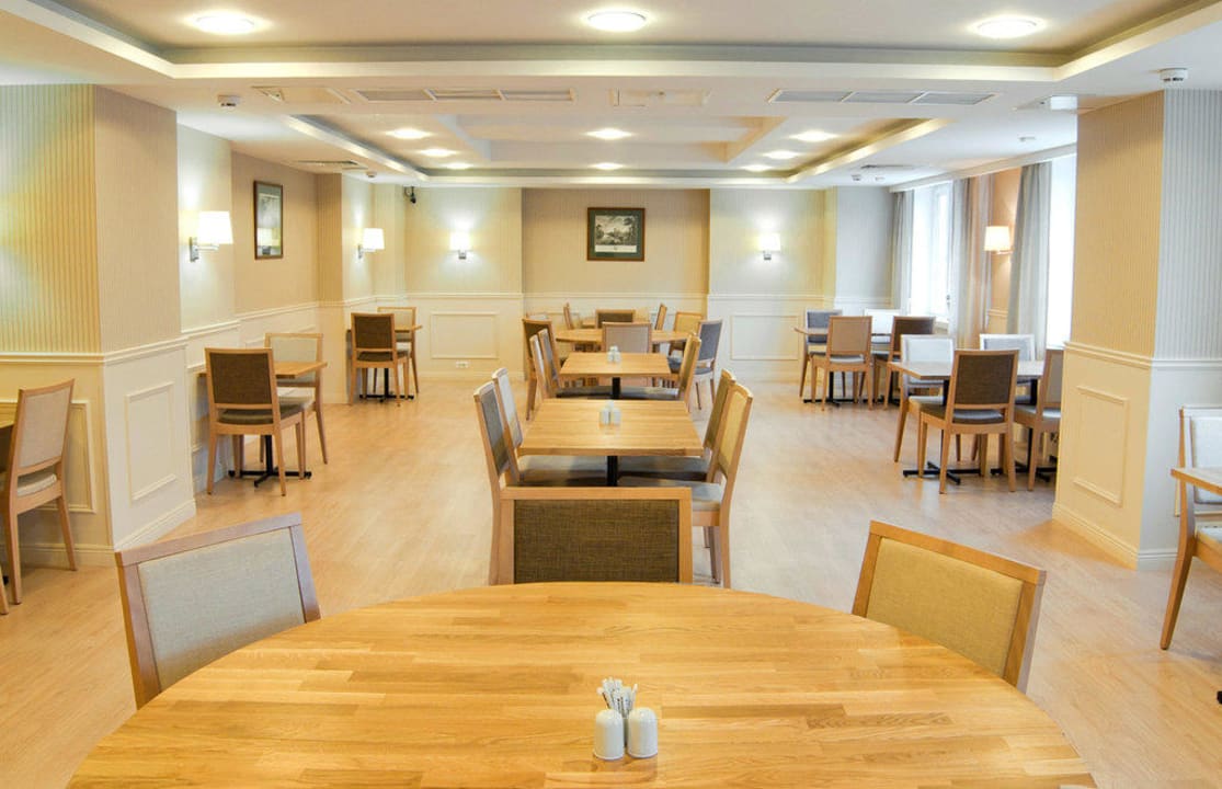 Restaurant SunFlower Park Hotel