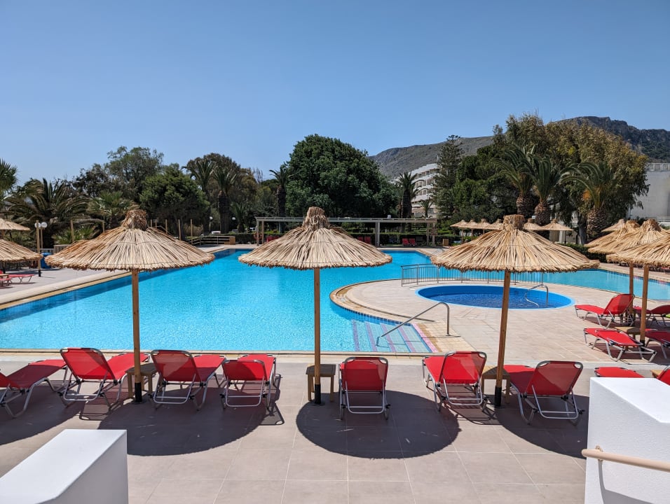 Pool Apollonia Beach Resort & Spa