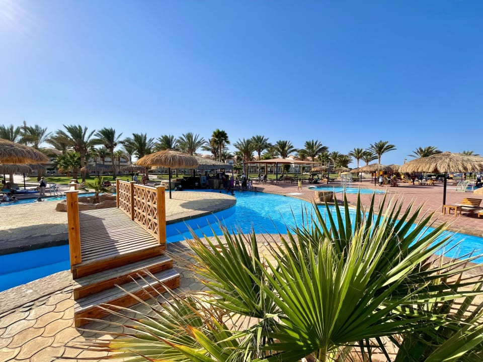 Pool Three Corners Sea Beach Resort