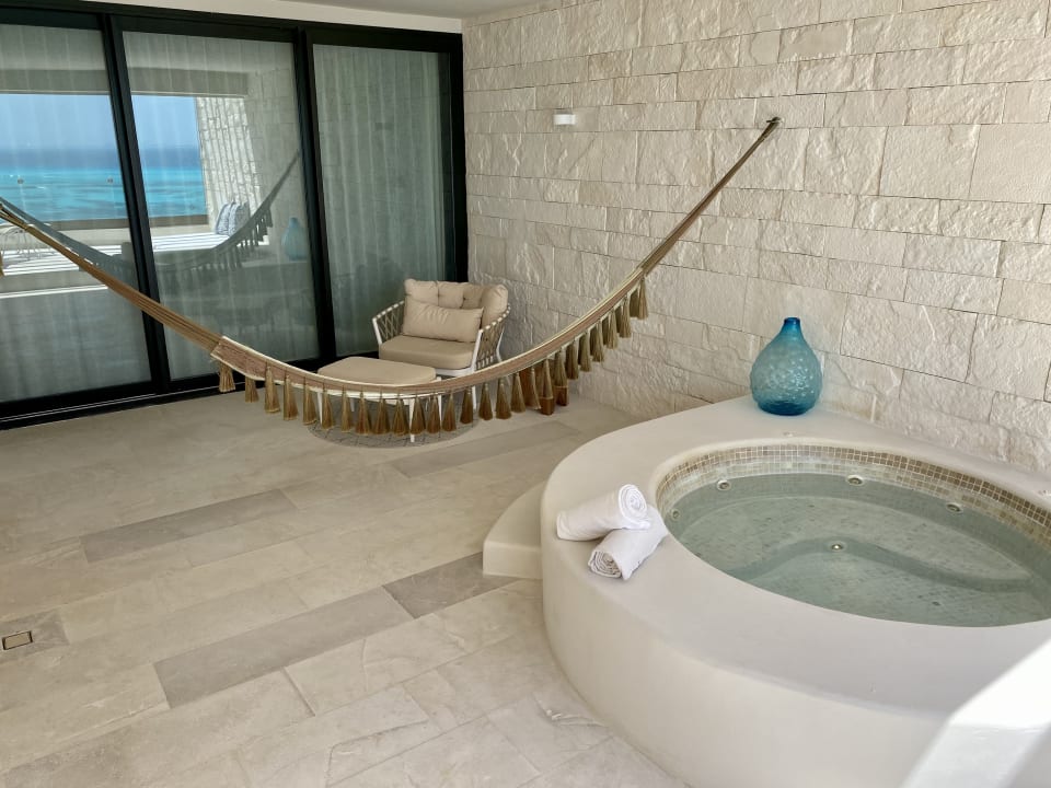 Zimmer Impression Isla Mujeres by Secrets - Adults Only