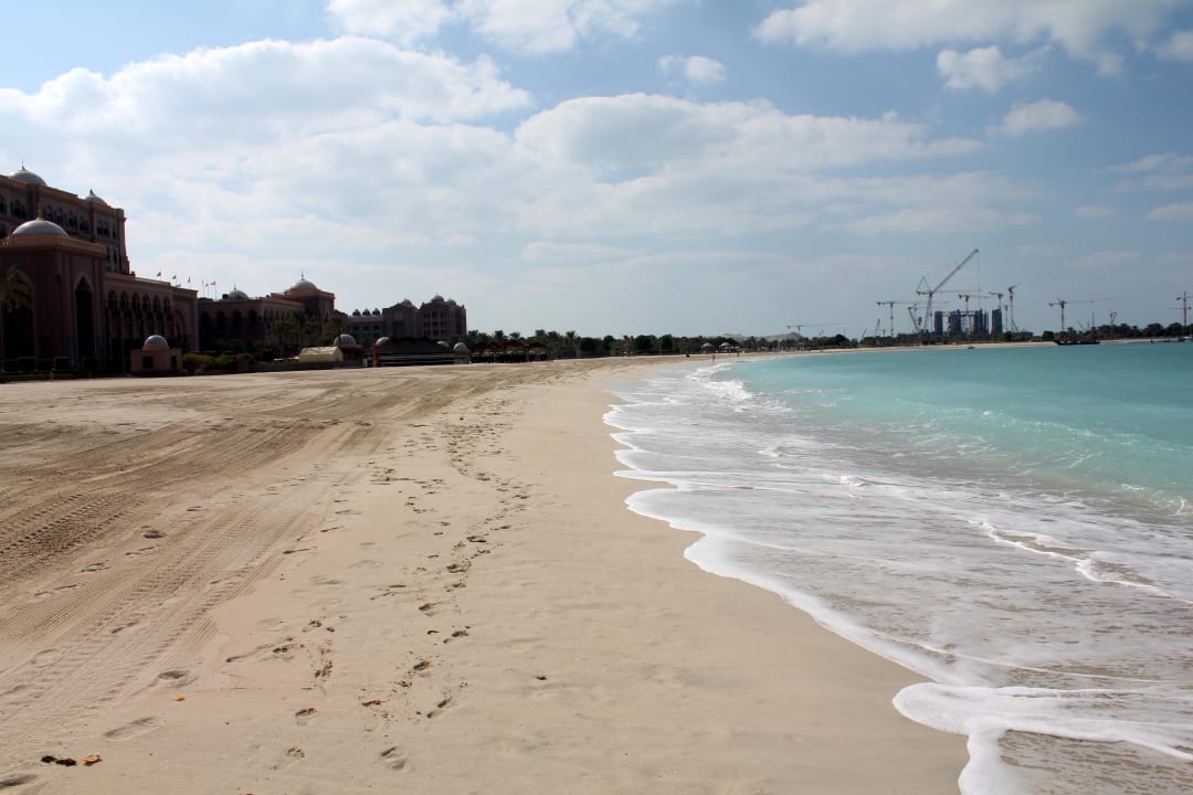 Strand Emirates Palace Mandarin Oriental