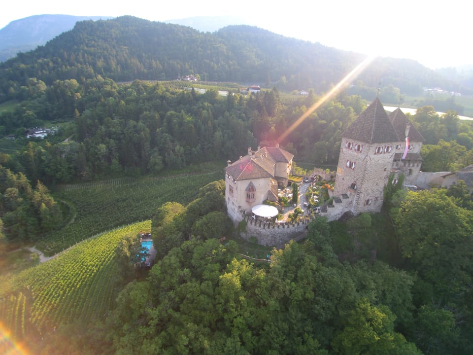 Außenansicht Hotel Schloss Wehrburg