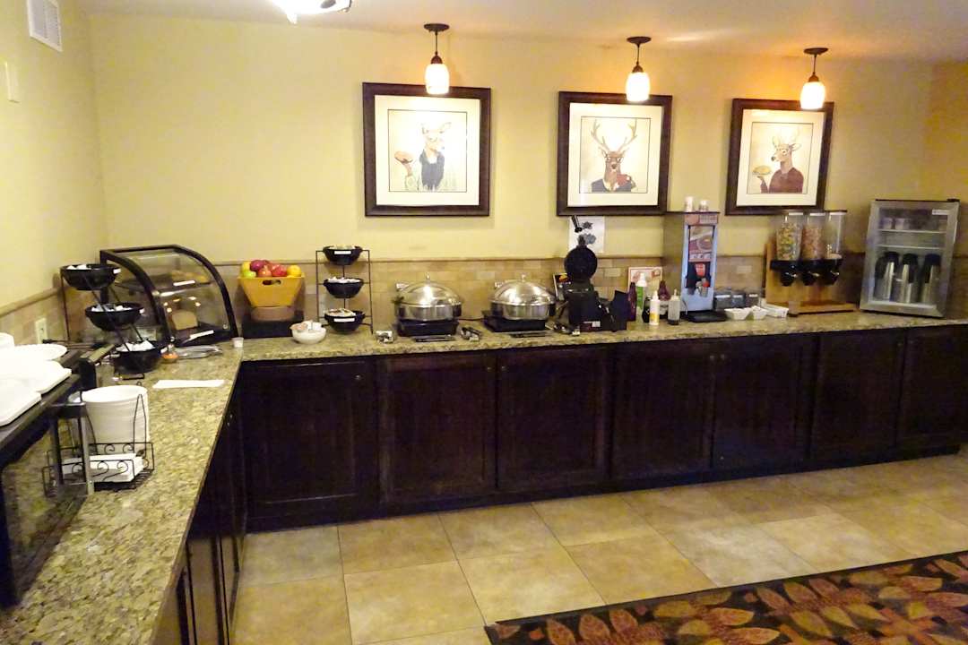 Gastro Best Western Plus Deer Park Hotel and Suites