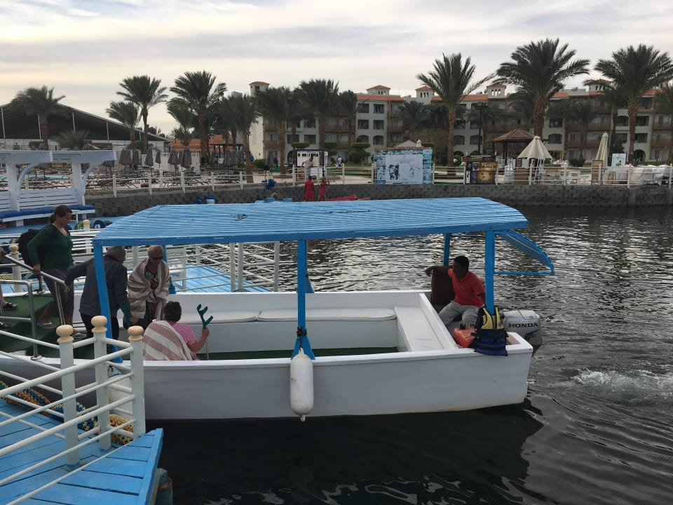 Shuttle Boot zum Strand Pickalbatros Dana Beach Resort - Hurghada