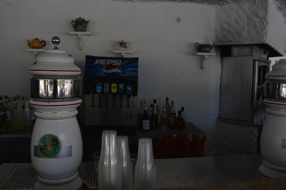 Bar przy basenie Hotel Athos Palace