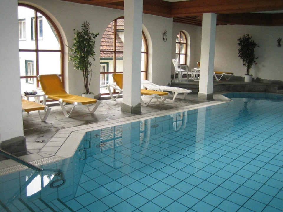 Schwimmbad im Haus Holzschuh’s Schwarzwaldhotel