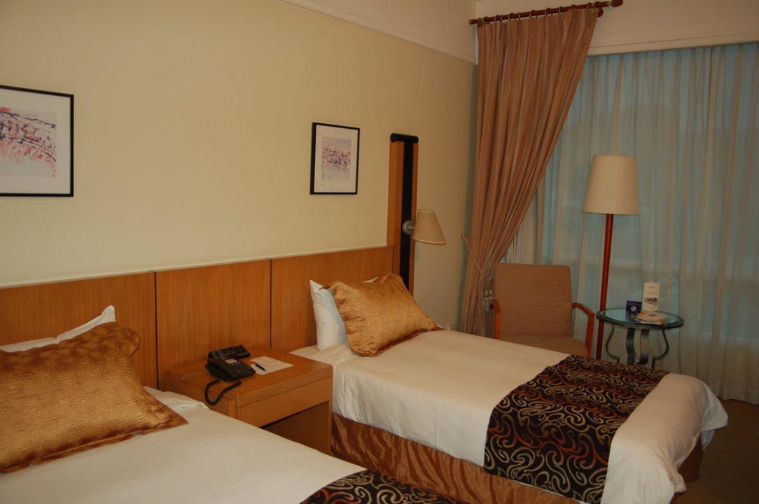 Sehr groß und sauber! Hotel Grand Park City Hall