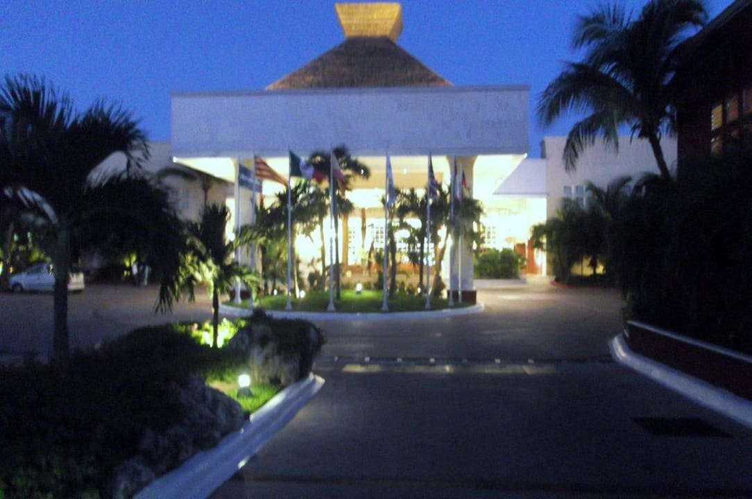 Eingang Catalonia Royal Tulum Beach & Spa Resort - Adults only