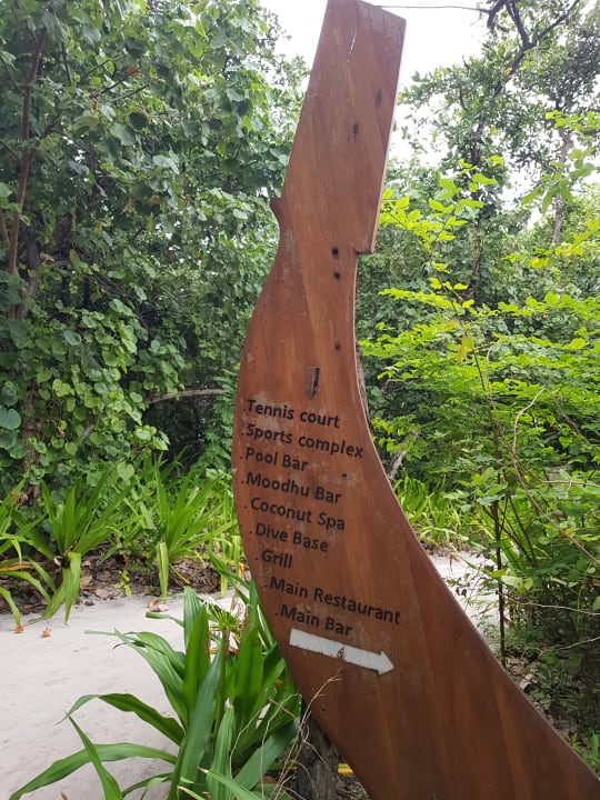 Innere der Insel NH Collection Maldives Reethi Resort