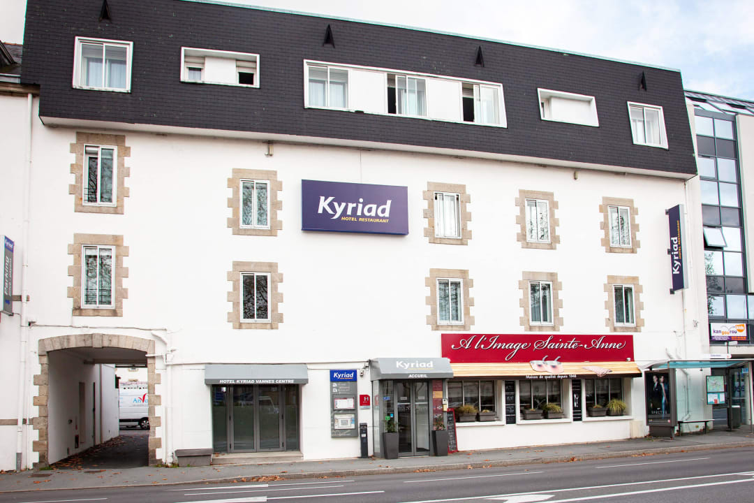 Façade Hôtel Kyriad Vannes Centre Hotel Kyriad Vannes Centre