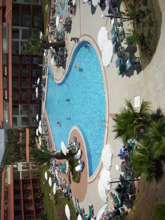 Pool von der Rutschenanlage aus fotografiert Ephesia Holiday Beach Club
