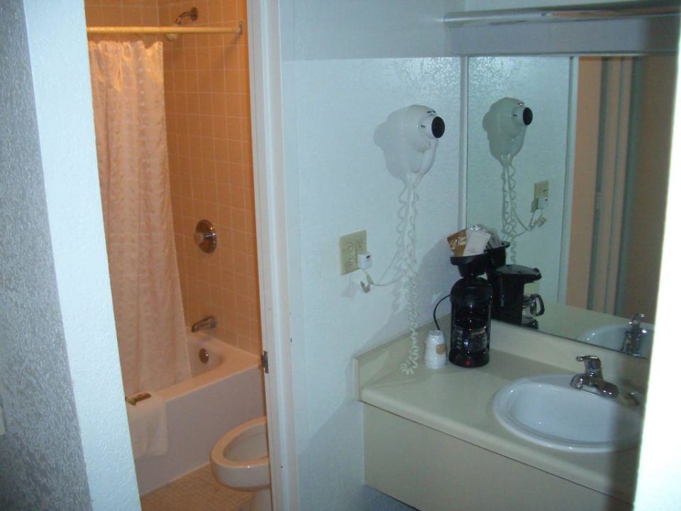 Bad Clarion Inn Tampa - Brandon