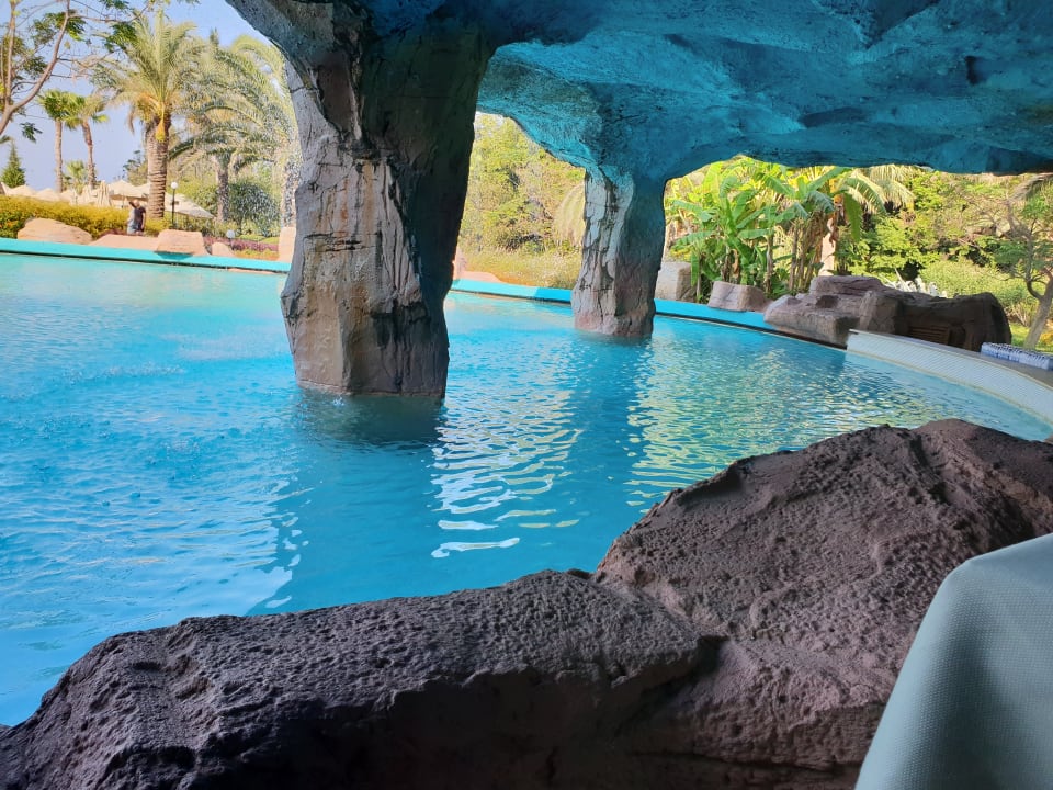 Pool Starlight Resort Hotel