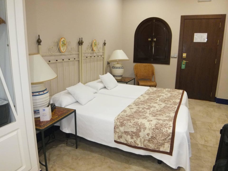 Zimmer Hotel Patio de la Alameda