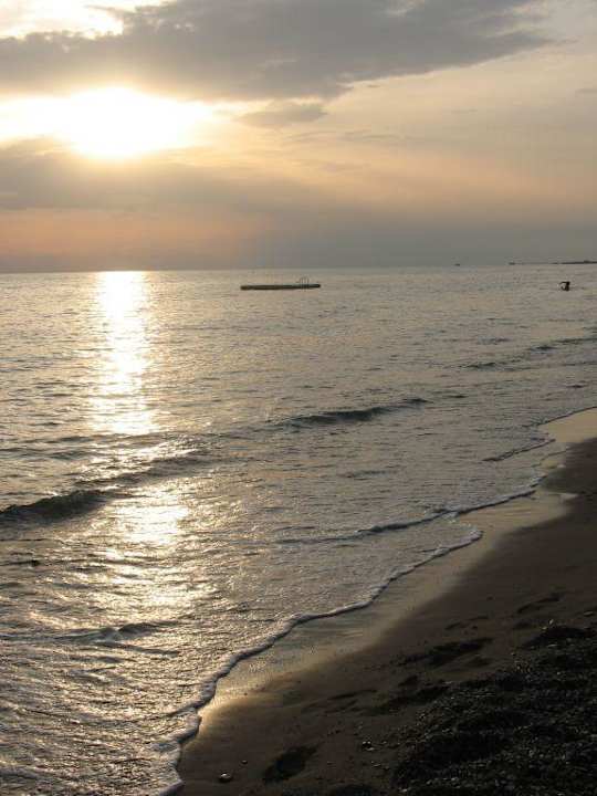 Abenddämmerung am Meer Hotel Mari