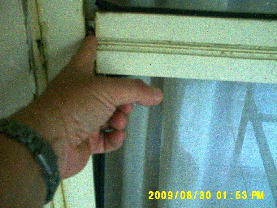 Schiebetür vom Zimmer zum Balkon EKHO Surf