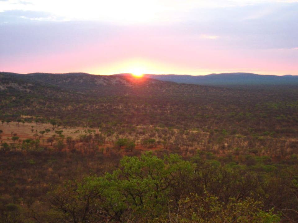 Sundowner Okutala Etosha Lodge