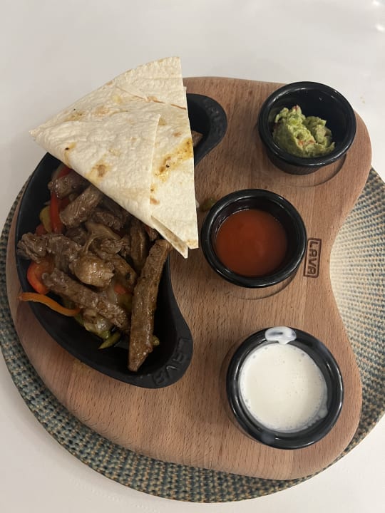 Gastro Sunrise Resort Hotel