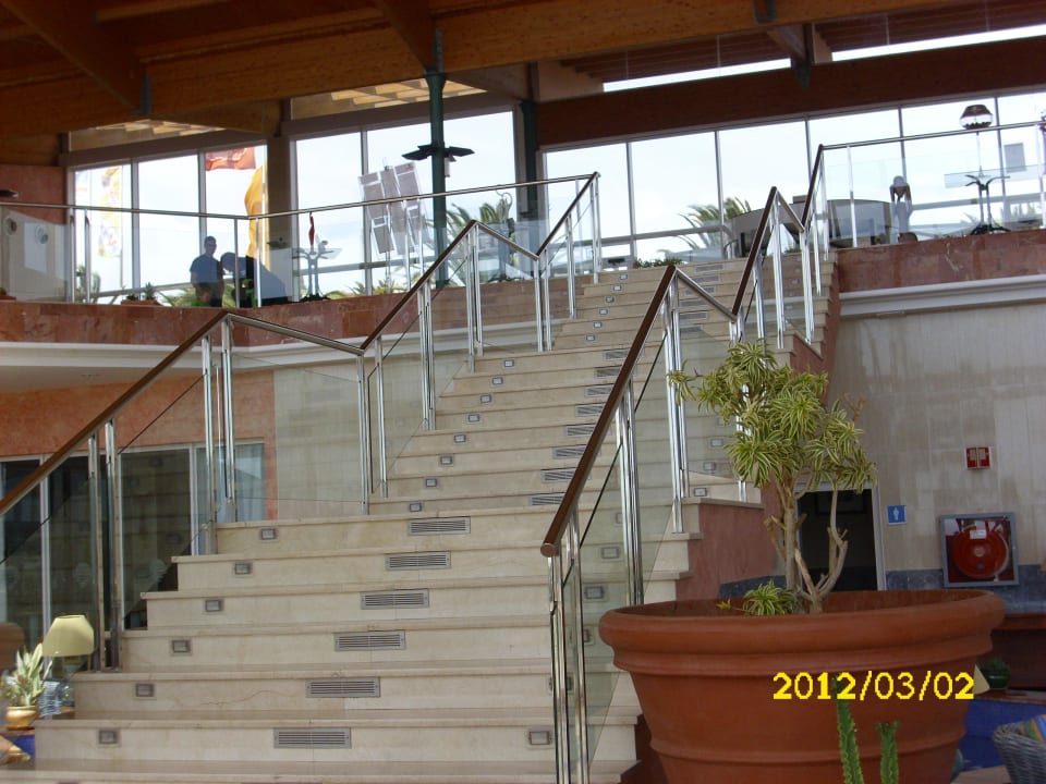 Die Treppen zum Ausgang AluaVillage Fuerteventura