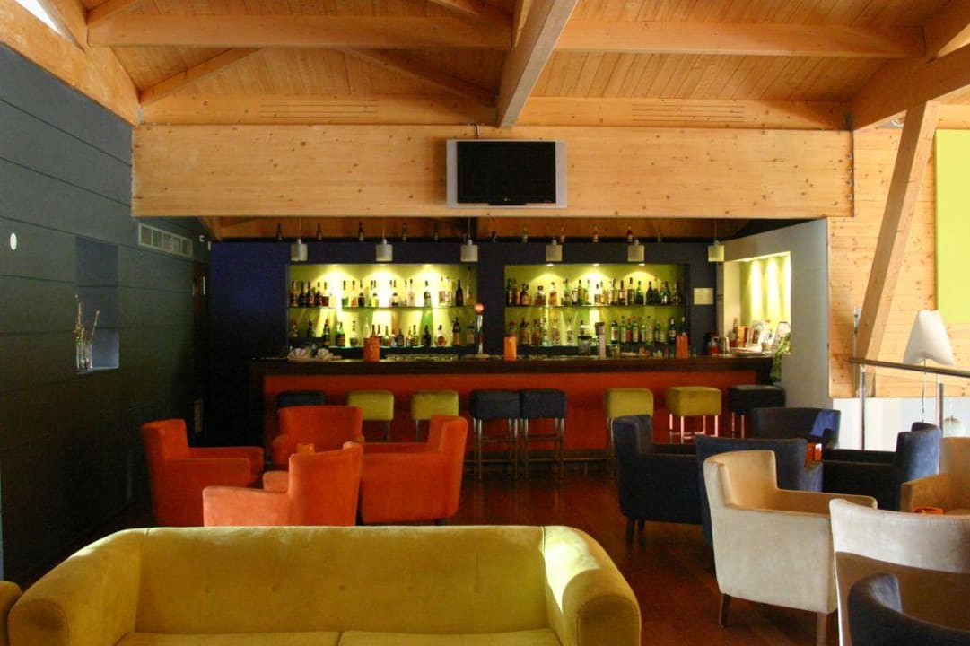 Lobby mit Bar Hotel Yellow Alvor Garden