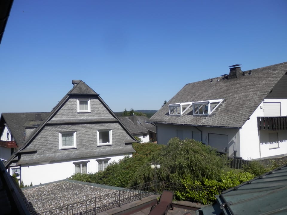 Ausblick Romantik Berghotel Astenkrone
