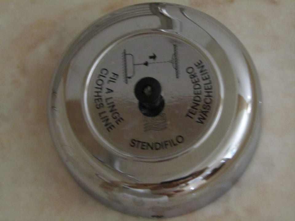 Wäscheleine zum Ausziehen im Bad Lindos Princess Beach Resort & Spa